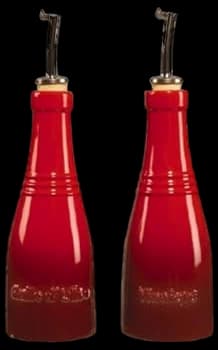 Amazon.com: Le Creuset Stoneware Oil and Vinegar Set, Red: Cruet Sets ...