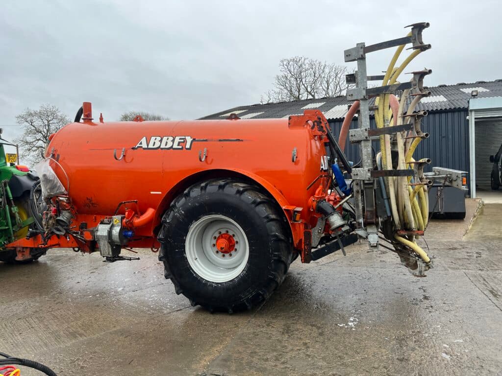 ABBEY SLURRY TANK - CHM - Callum Hughes Machinery
