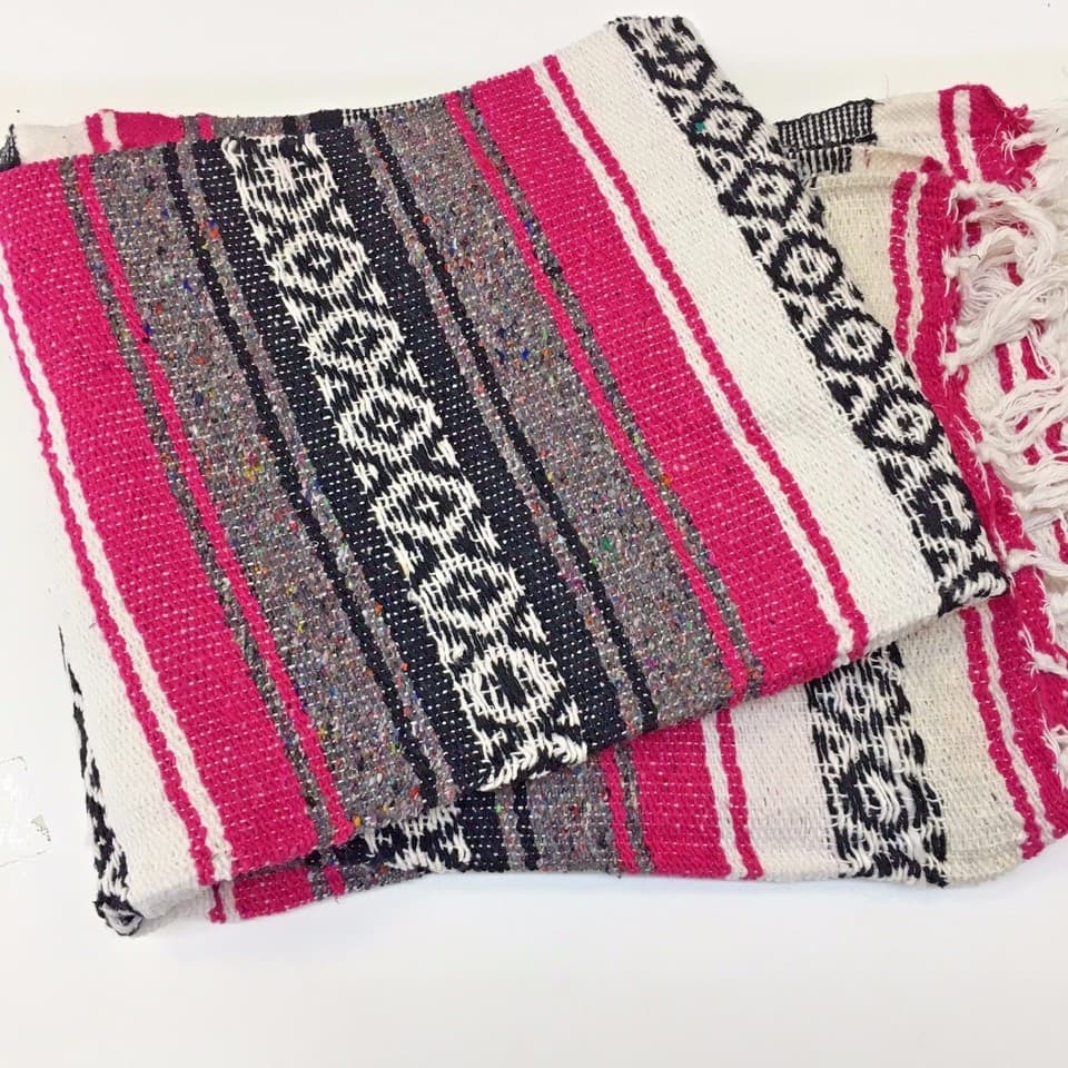 Threads West Genuine Mexican Handwoven Falsa Blanket