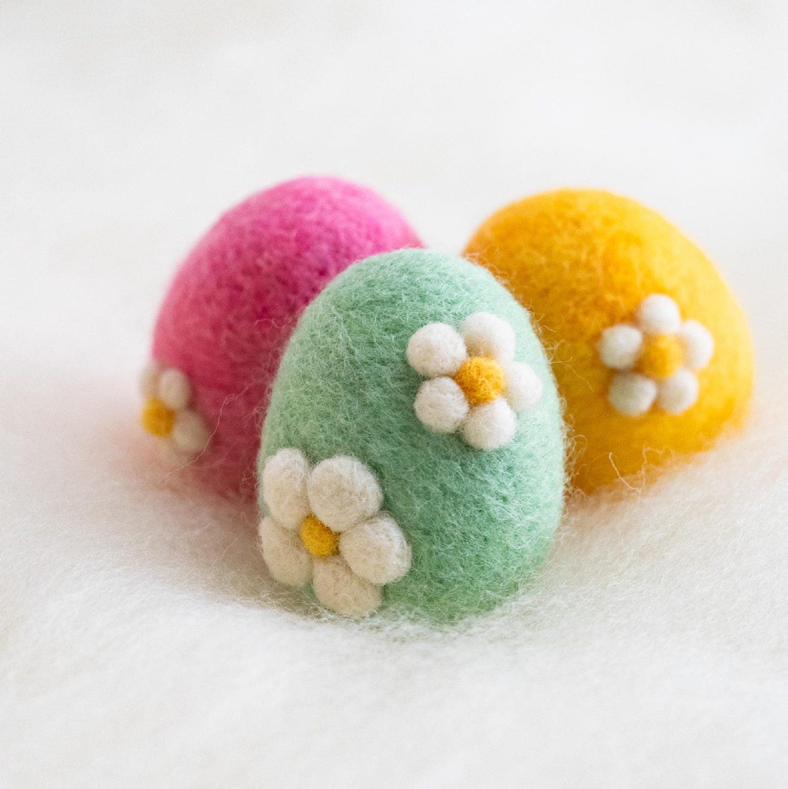 Easter Eggs Craft Kit Needle Felt Eggs Spring DIY Kit Eastern ...
