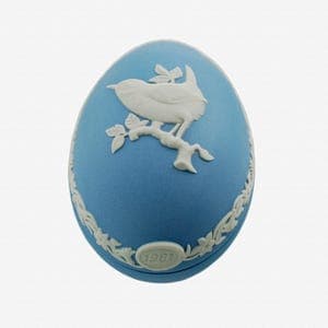 Vintage Collectible Wedgwood Blue Jasperware 1981 Easter Egg Box ...