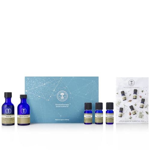 Aromatherapy Bespoke Blending Kit | Neals yard remedies, Palmarosa ...