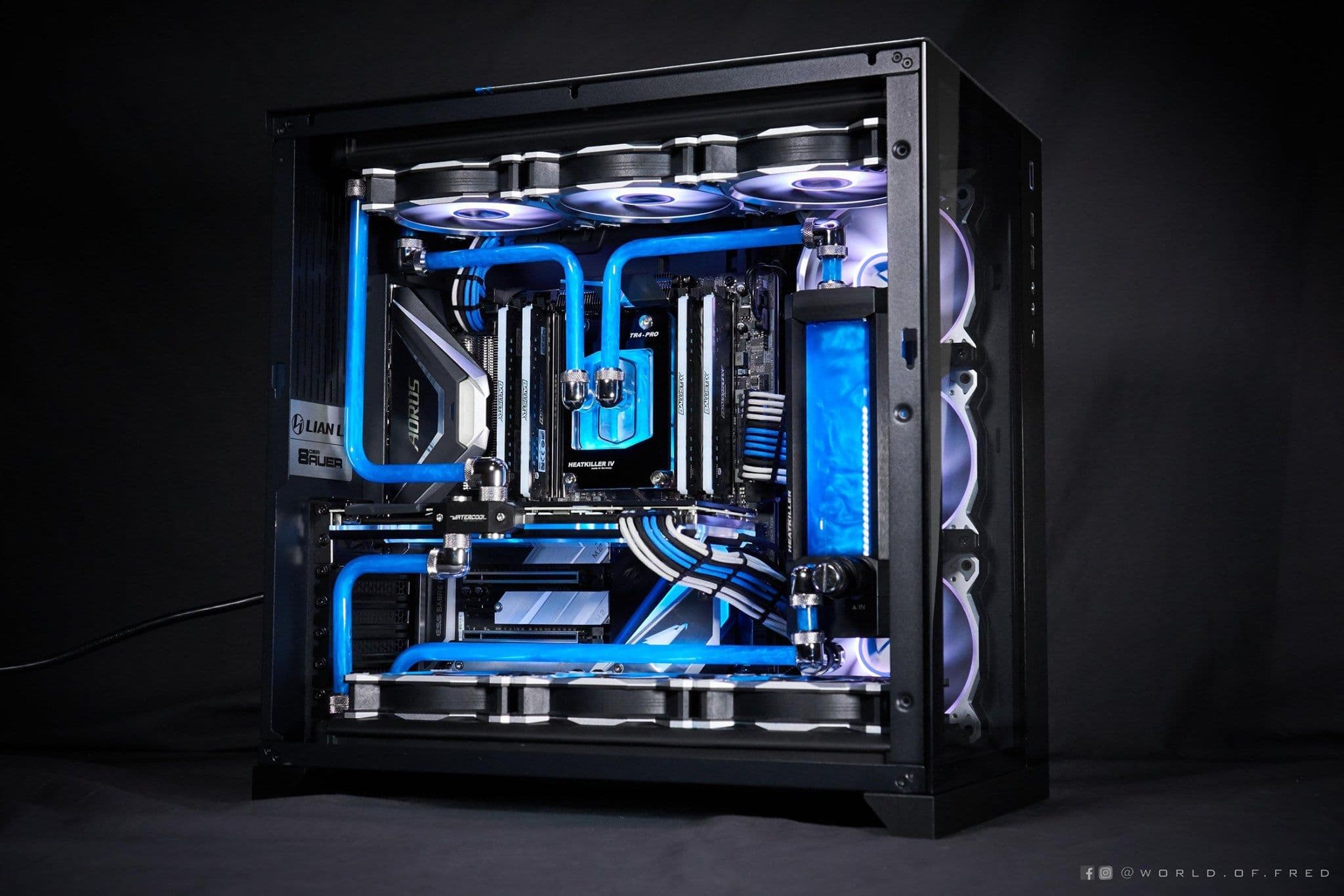 Extreme gaming pc build is custom water cooled lian li 001 dynamic rig ...