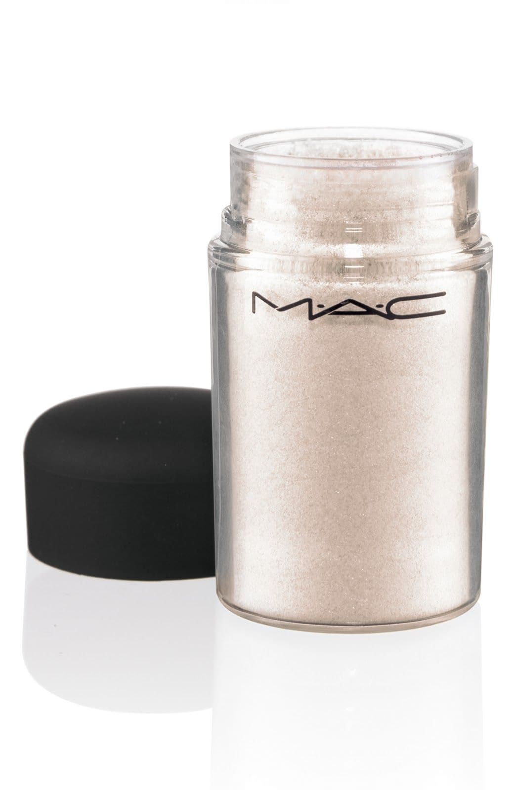 MAC Vanilla Pigment - Multi purpose highlighting powder, gives a make ...