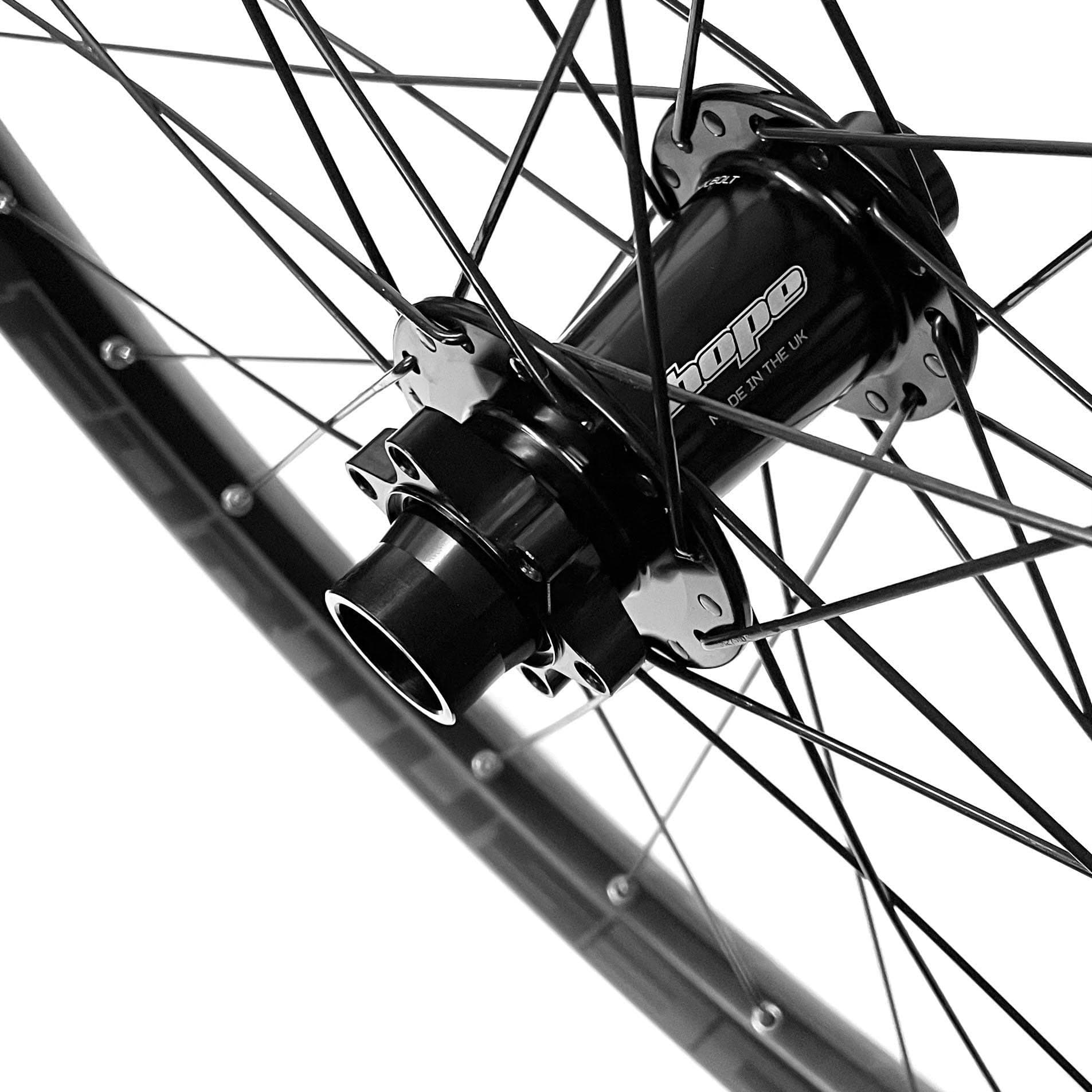 Hope Fortus 30 – Pro 5 26″ Front Wheel | Biketrial.si - Vitava, ltd.