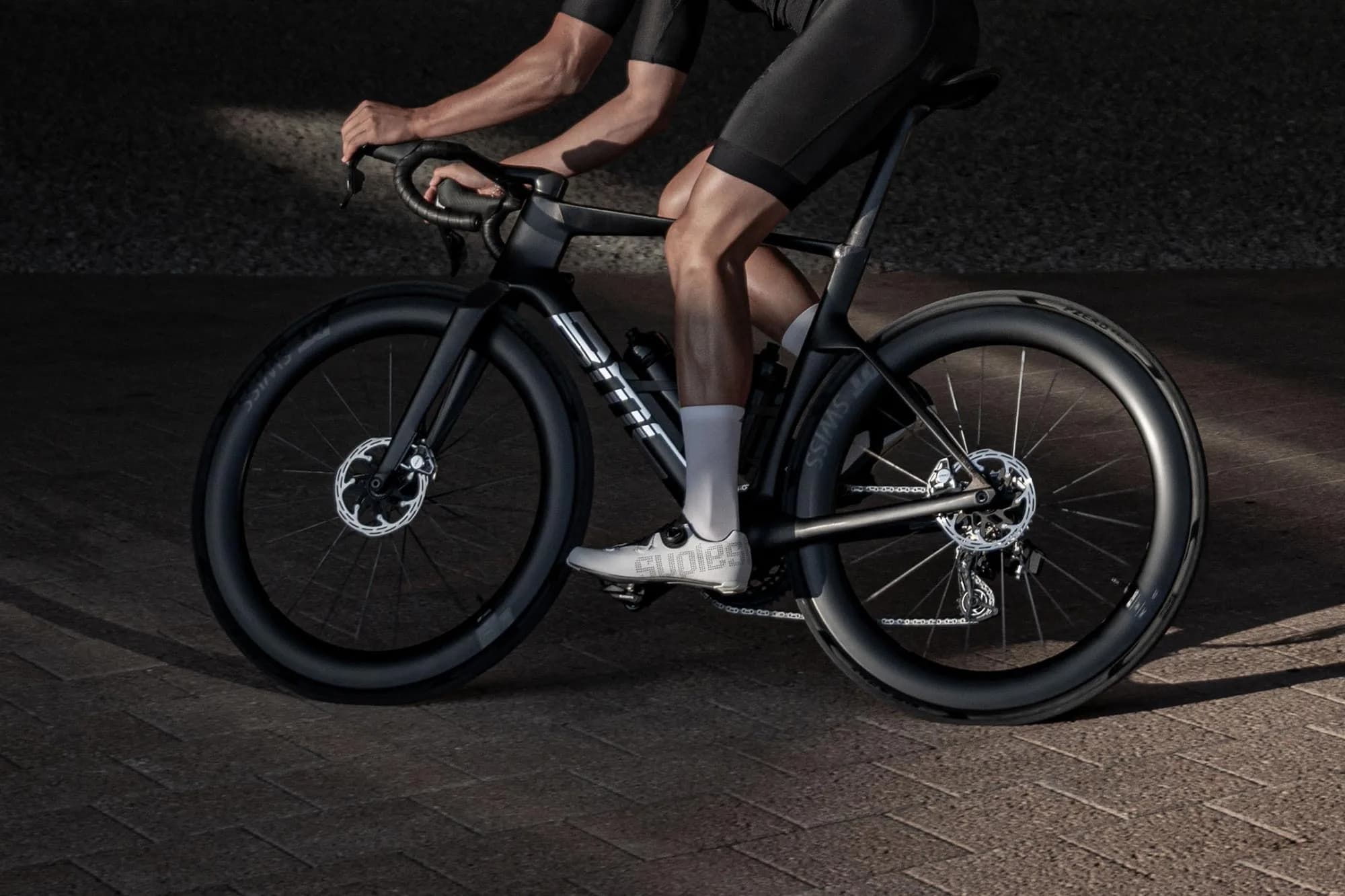 BMC's Latest Premium Teammachine R Mpc Road Bike is a More Affordable ...