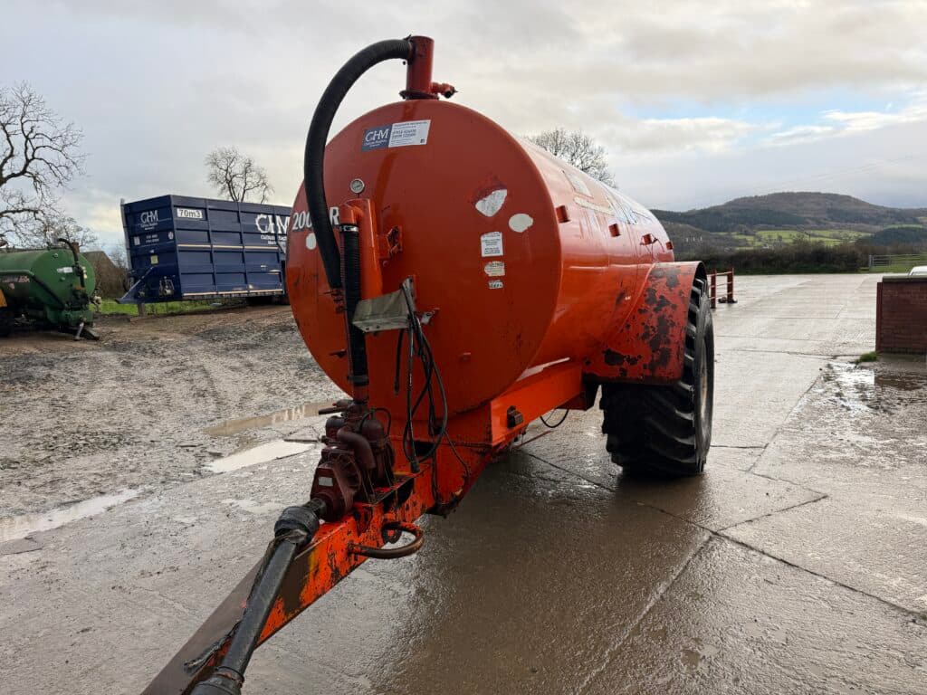 ABBEY 2000G VACUUM TANKER - CHM - Callum Hughes Machinery