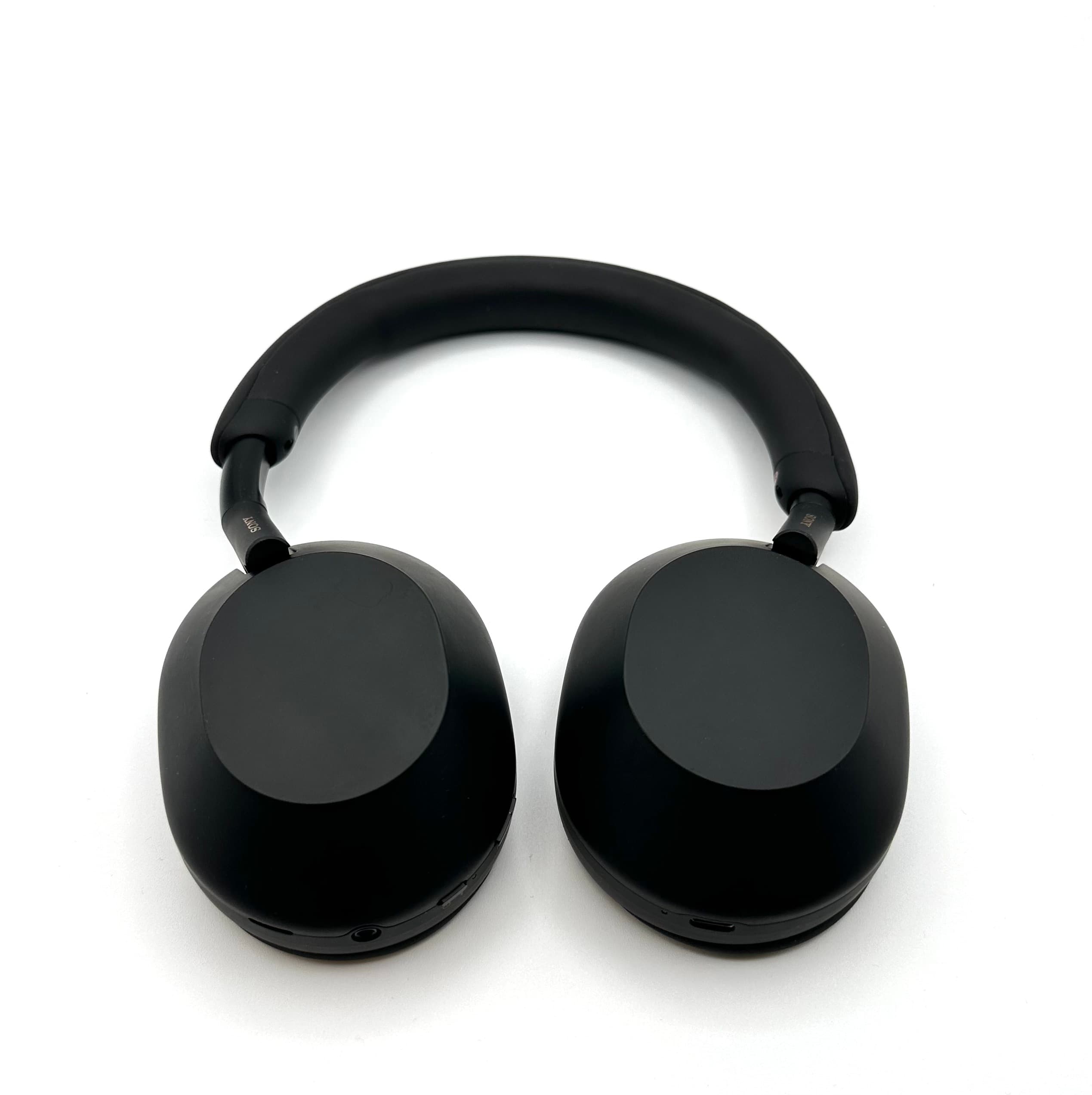 Sony WH-1000XM5