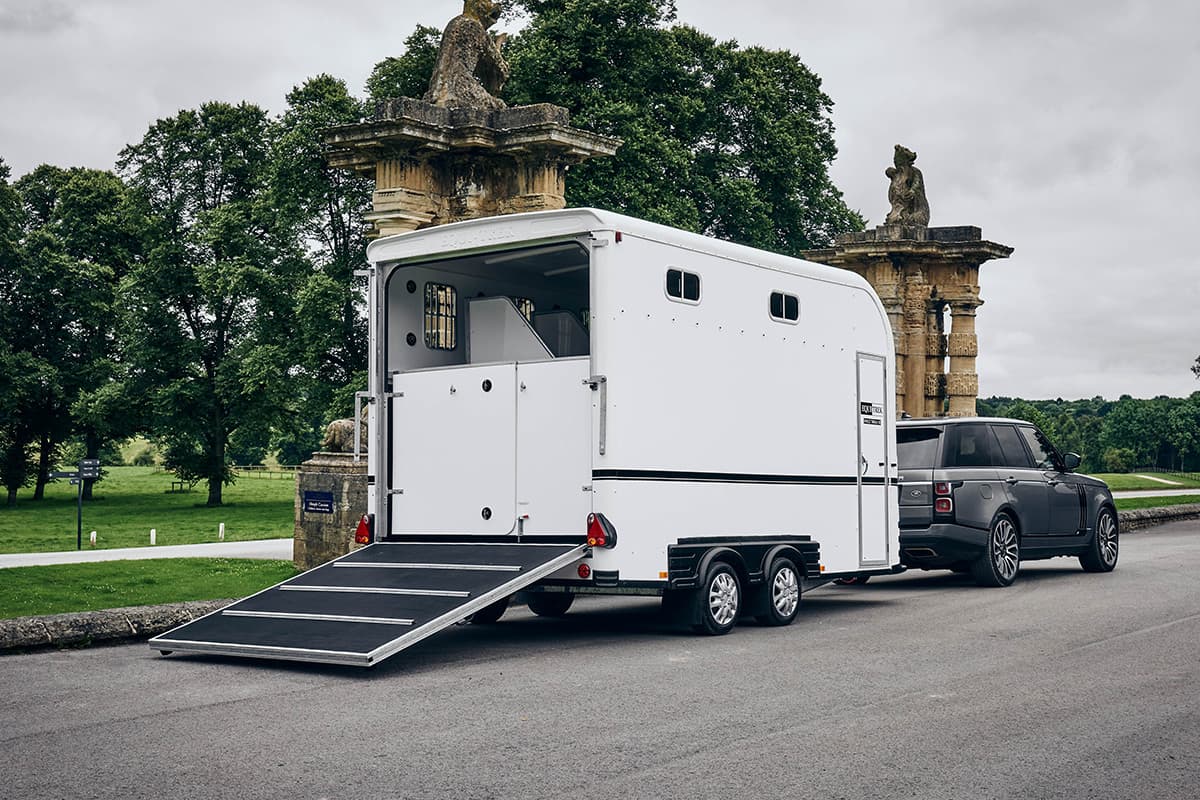 Equi Trek โ Horseboxes and Trailers