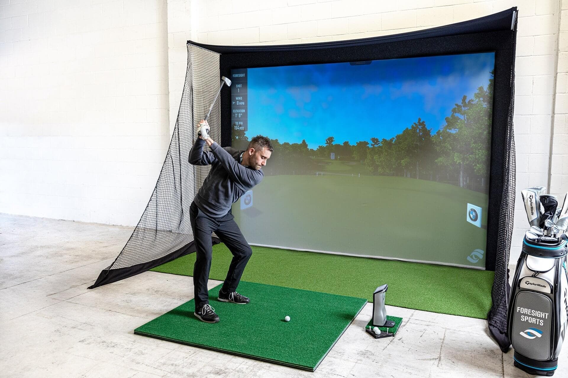 An Introduction To Golf Simulators | Foresight Sports Europe