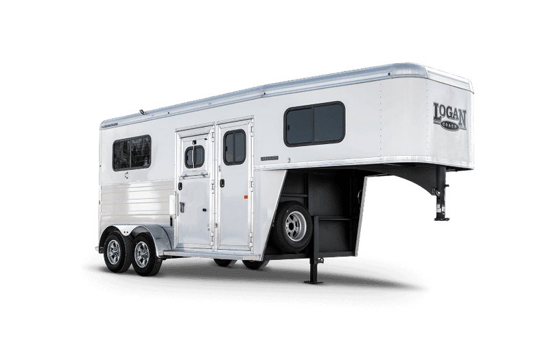 Slant Load Horse Trailers | Logan Coach