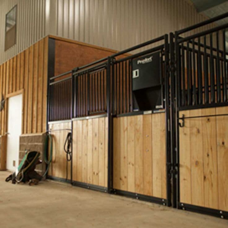 Priefert Premier Stall Fronts - Bar/Wood (In-Store Only)12ft | Stall ...