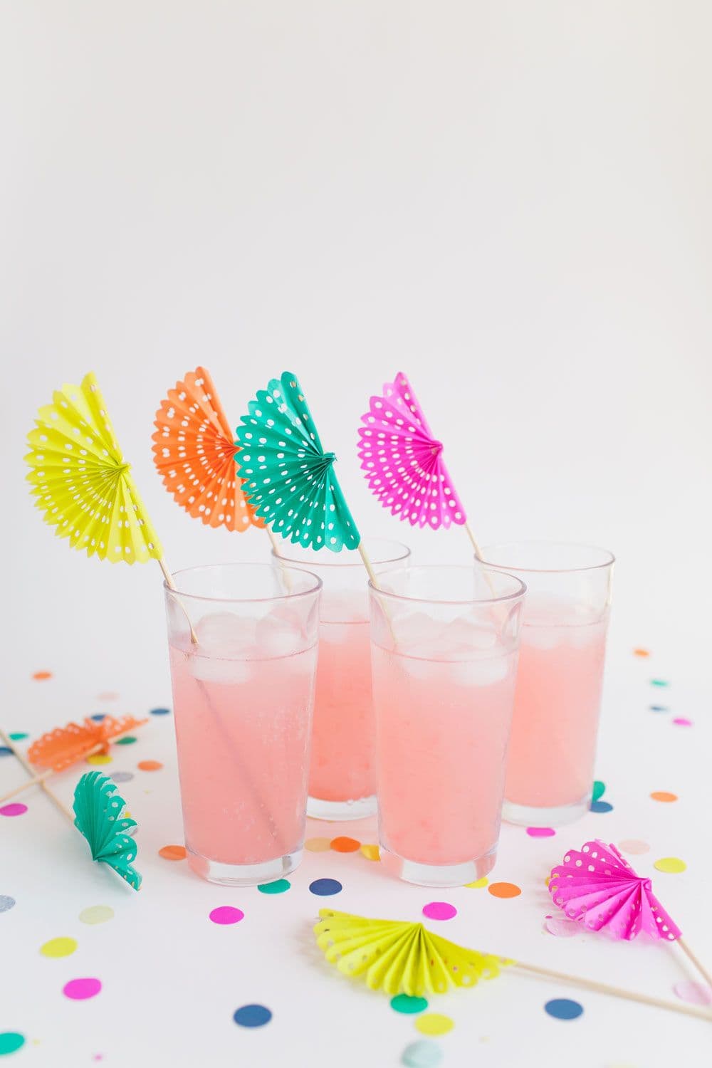 Tell diy paper fan drink stirrers – Artofit