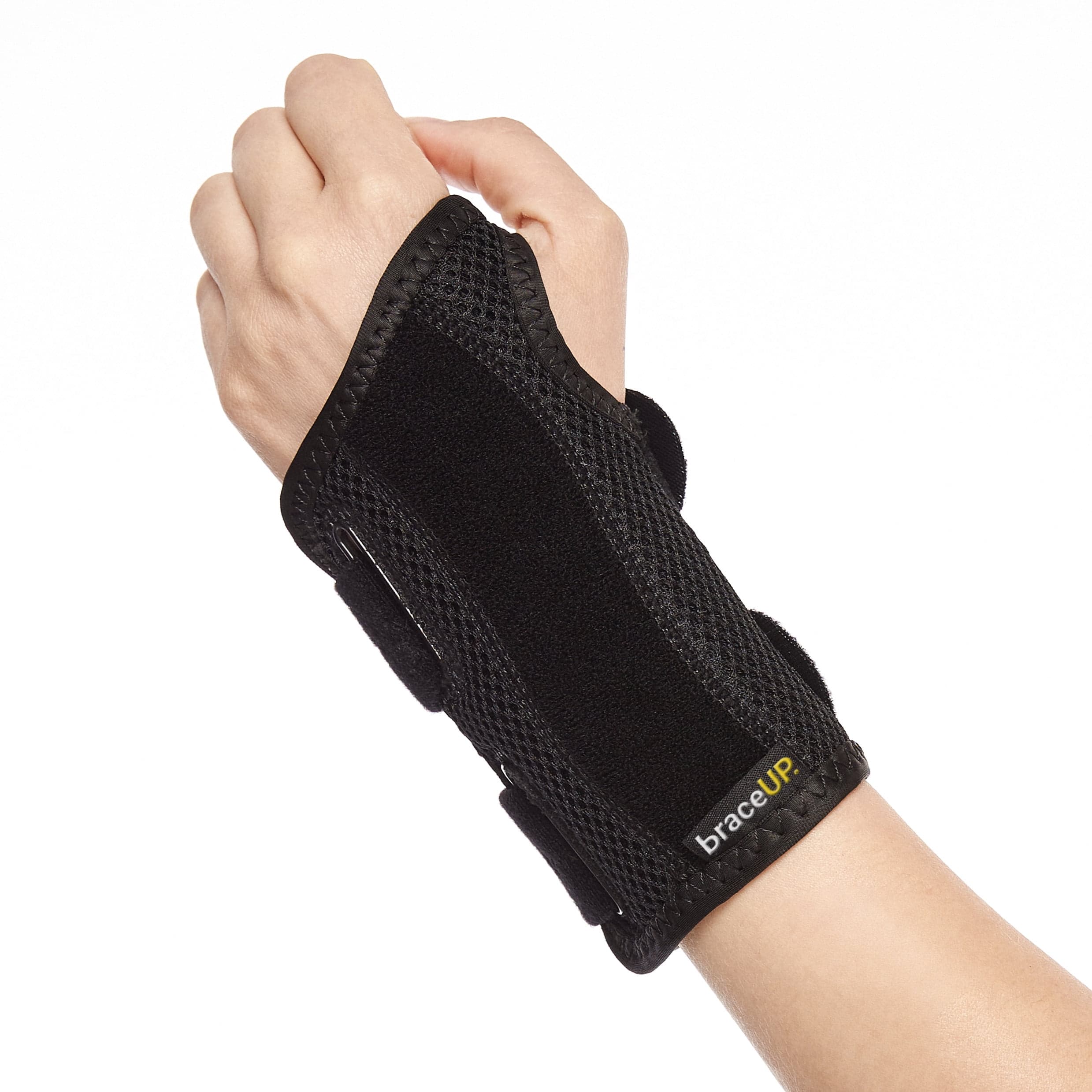 BraceUP Carpal Tunnel Wrist Brace for Men and Women - Pain Relief and ...