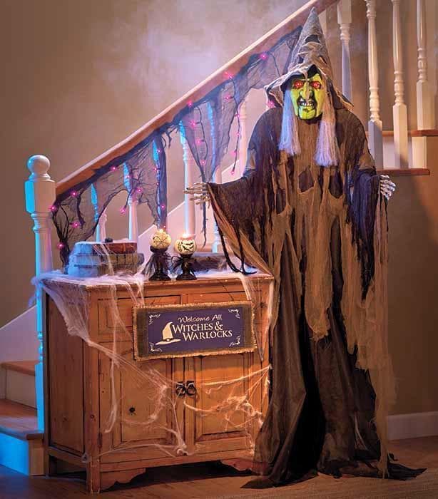 Witches Den Wall Decoration Kit
