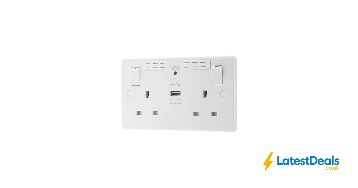 LAP 13A 2-Gang Wi-Fi Extender + USB Charger White, £7.99 at Screwfix