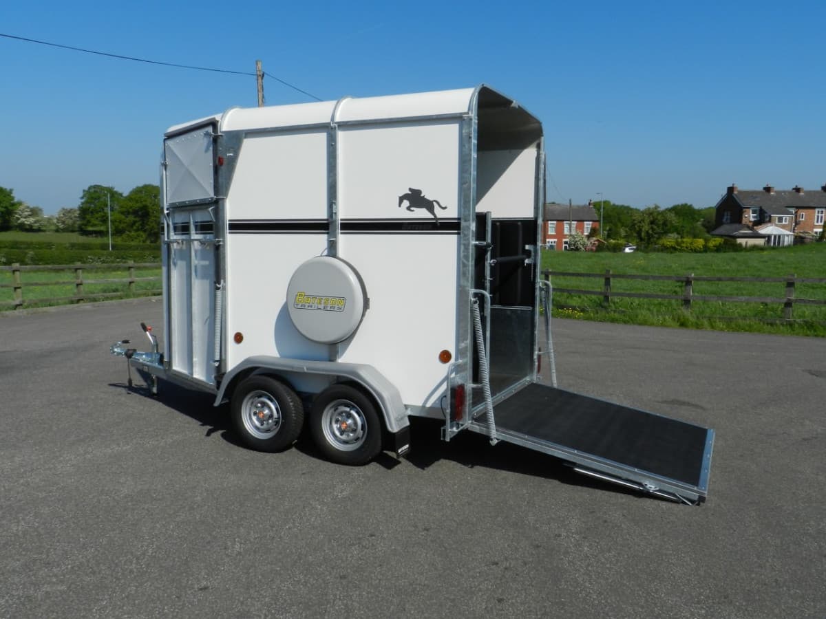 Bateson Deauville Horse Trailer