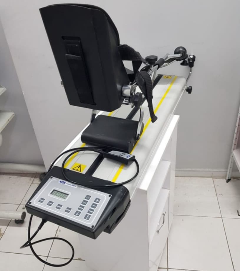 Secondhand Rimec Fisiotek 2000 E Knee and Hip CPM Device - Medbidding