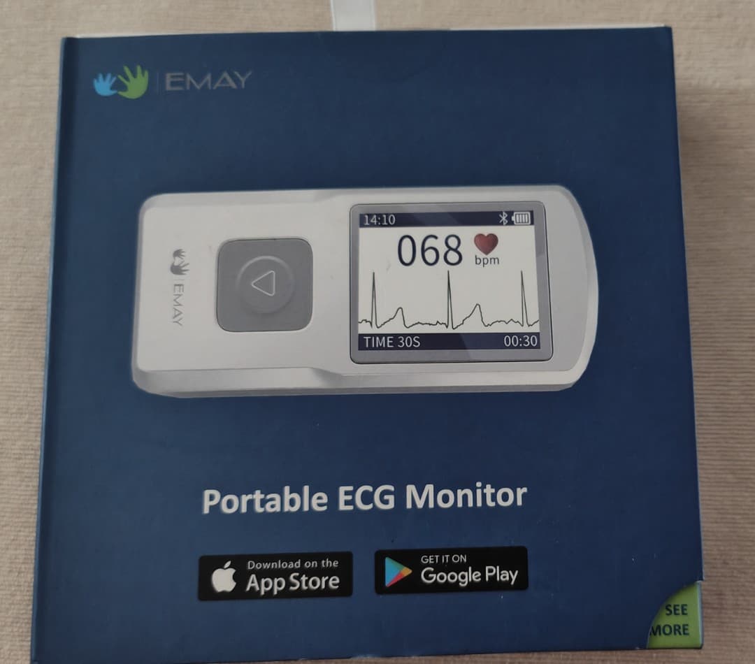 EMAY Portable ECG Monitor (included free delivery), Health & Nutrition ...
