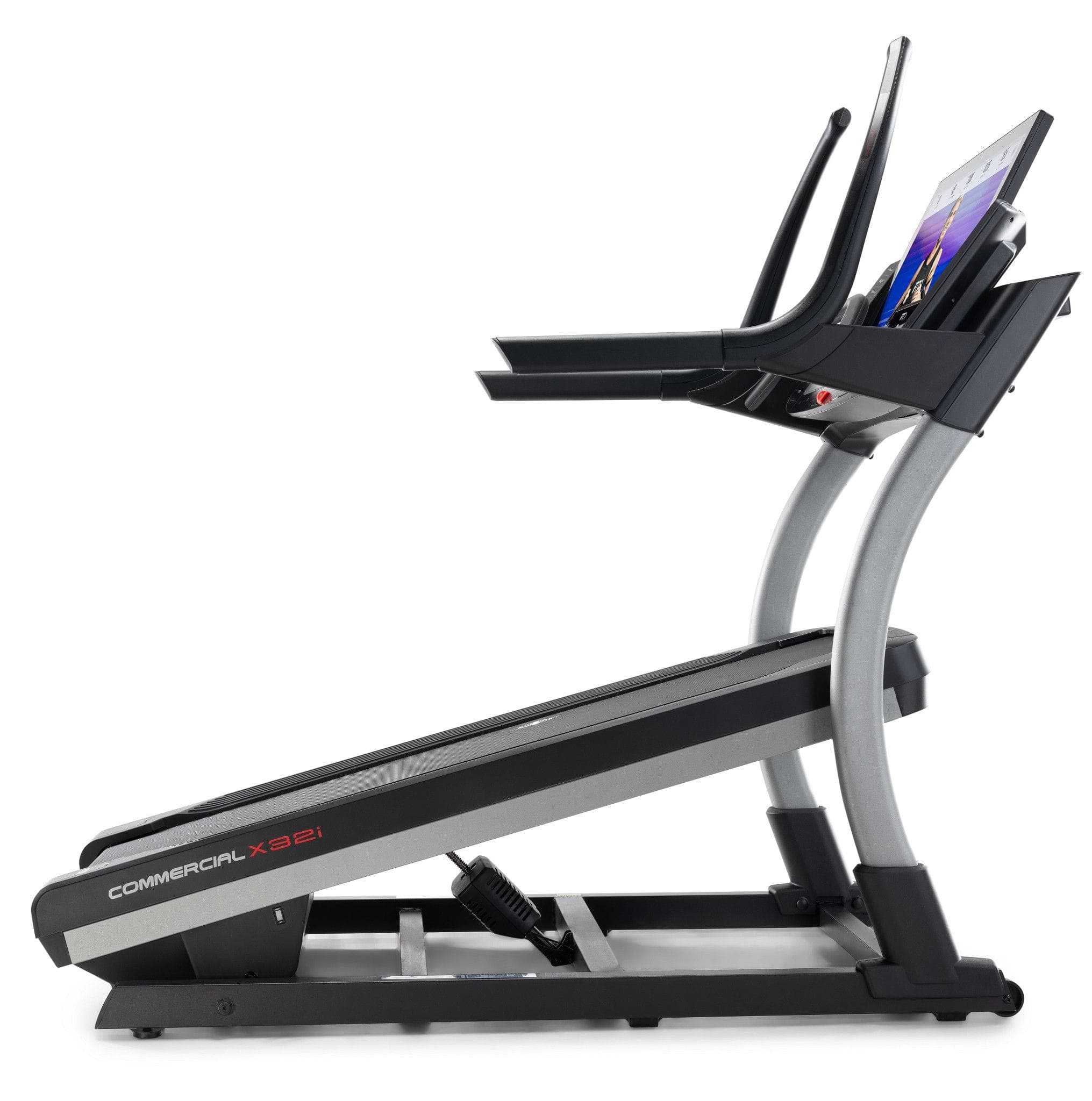 Customer Reviews: NordicTrack Commercial Series X32i Incline Trainer ...