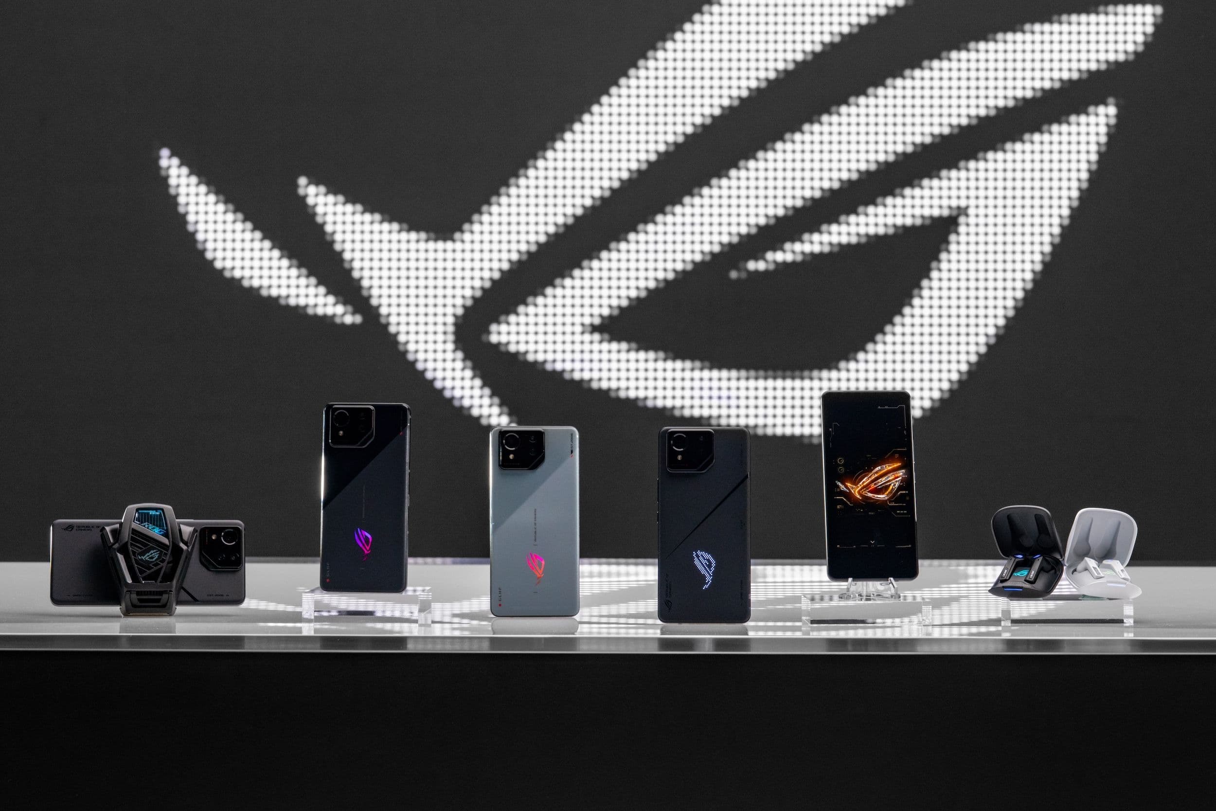 The Asus ROG Phone 8 redefines what gaming phones look like