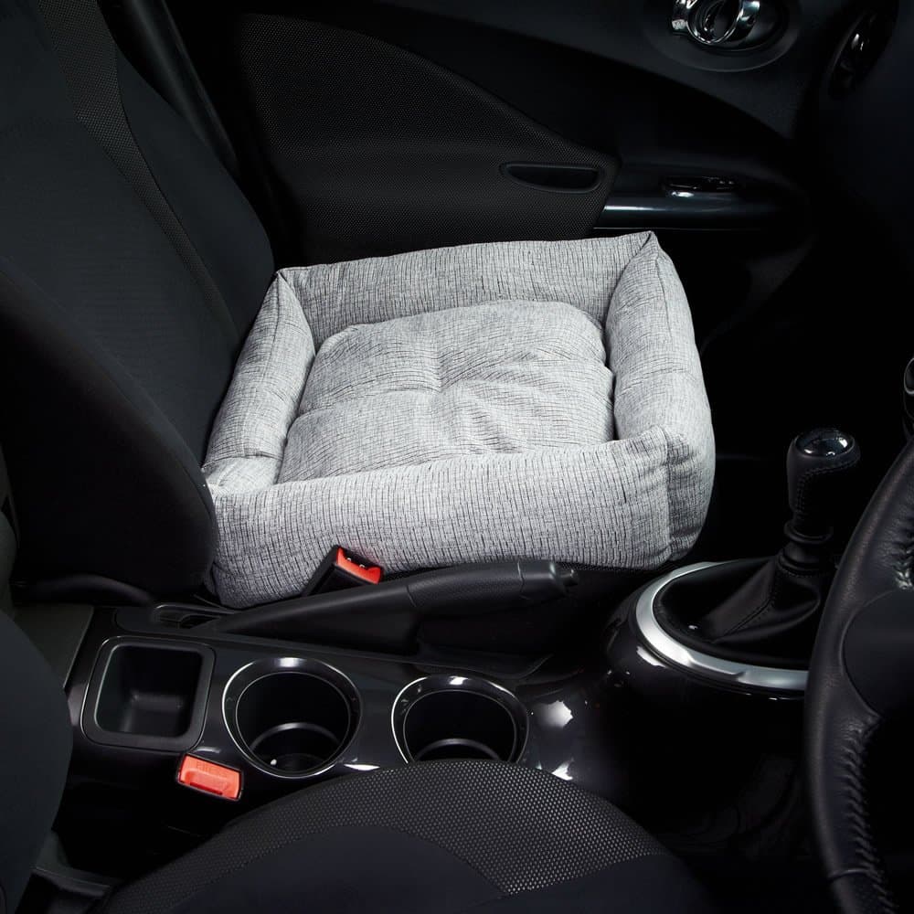 Review of the Bunty Travel Dog Bed - The Car Stuff