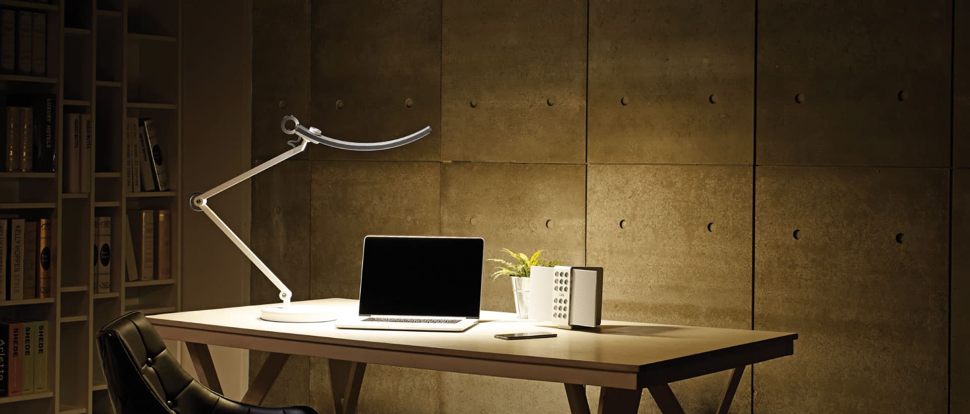 Wit E-Reading Desk Lamp at Benjamin Hutchison blog