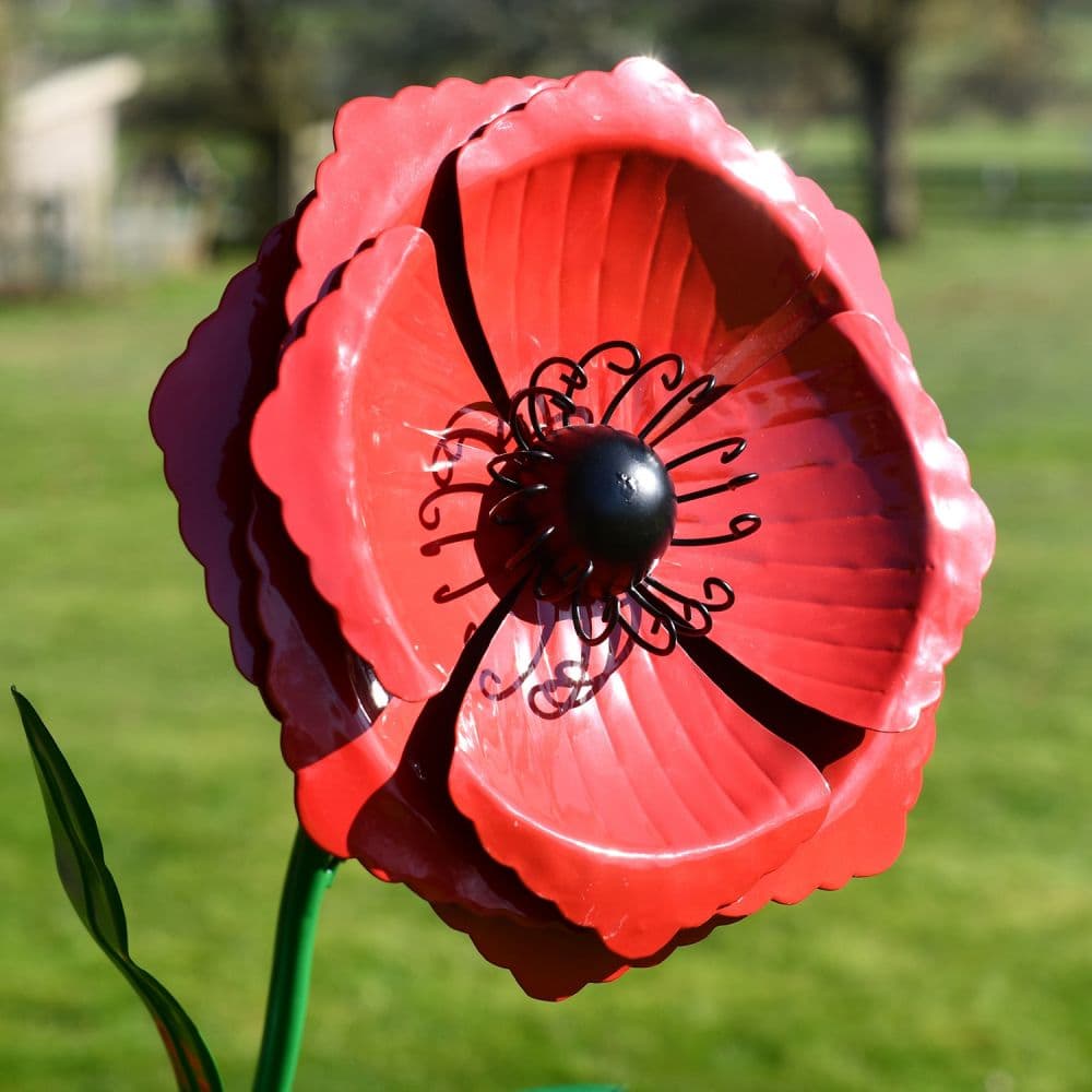 Large Poppy Flower Garden Sculpture with Ground Spike | Black Country ...