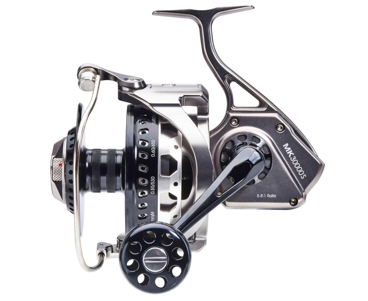 Okuma Makaira Spinning Reel - Castaway - Reel me into the sea