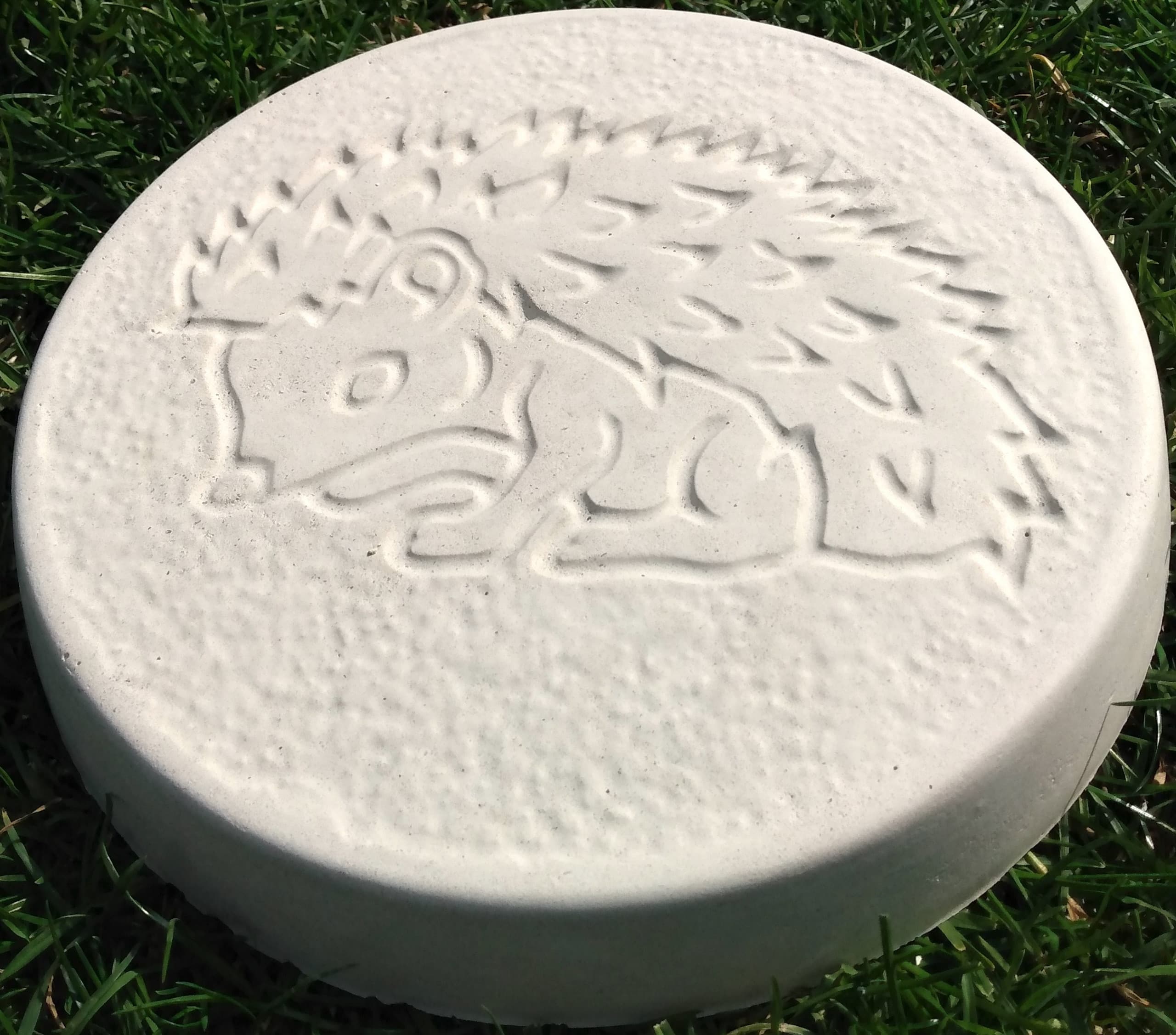 White Hedgehog Stepping Stones - (Pack of 6)