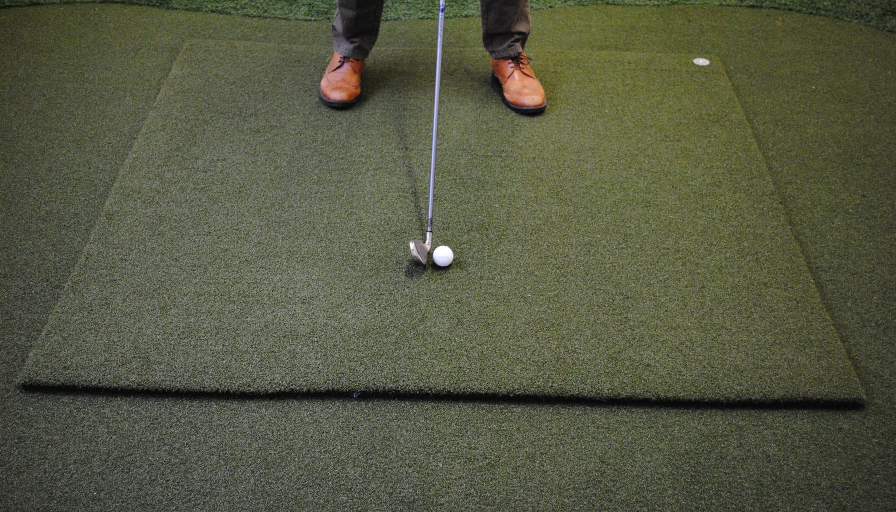 Golf Practice Mat – Hux Mat 400: Indoor & Outdoor Golf Mats