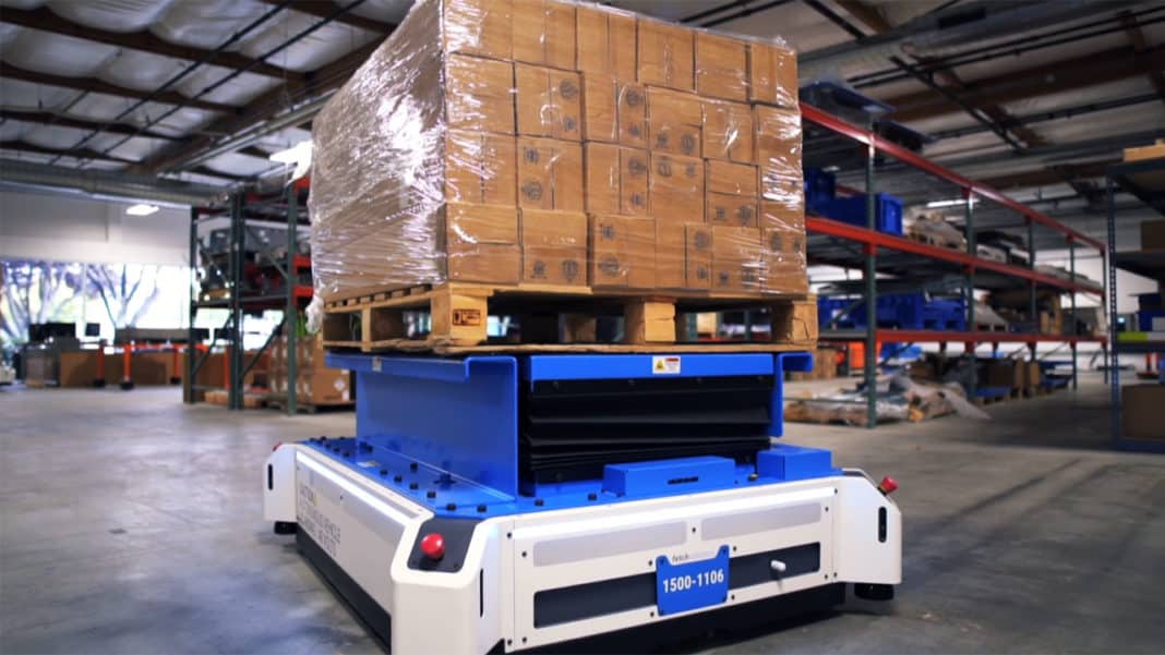 Fetch Robotics presents new mobile robot designed to replace warehouse ...