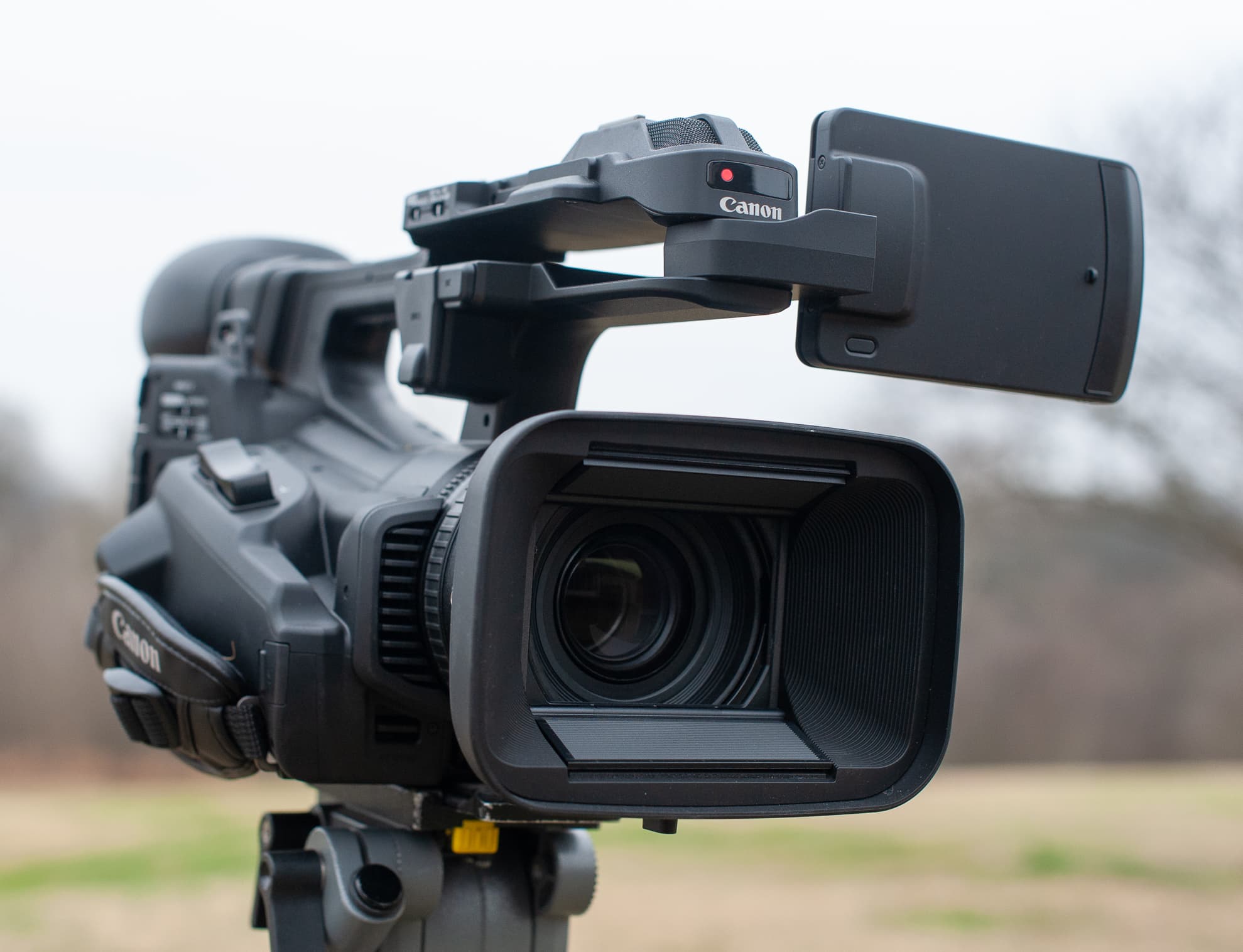 Canon XF705