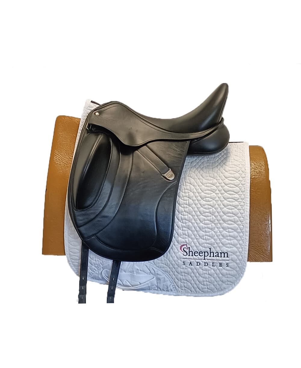 Bates Innova Mono Opulence Dressage Saddle 17" Adjustable Black | Shop ...